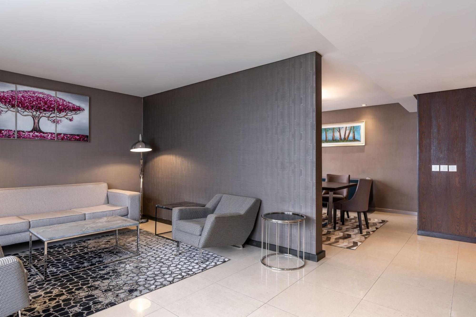 Radisson Blu Okoume Palace Hotel, Libreville Eksteriør billede