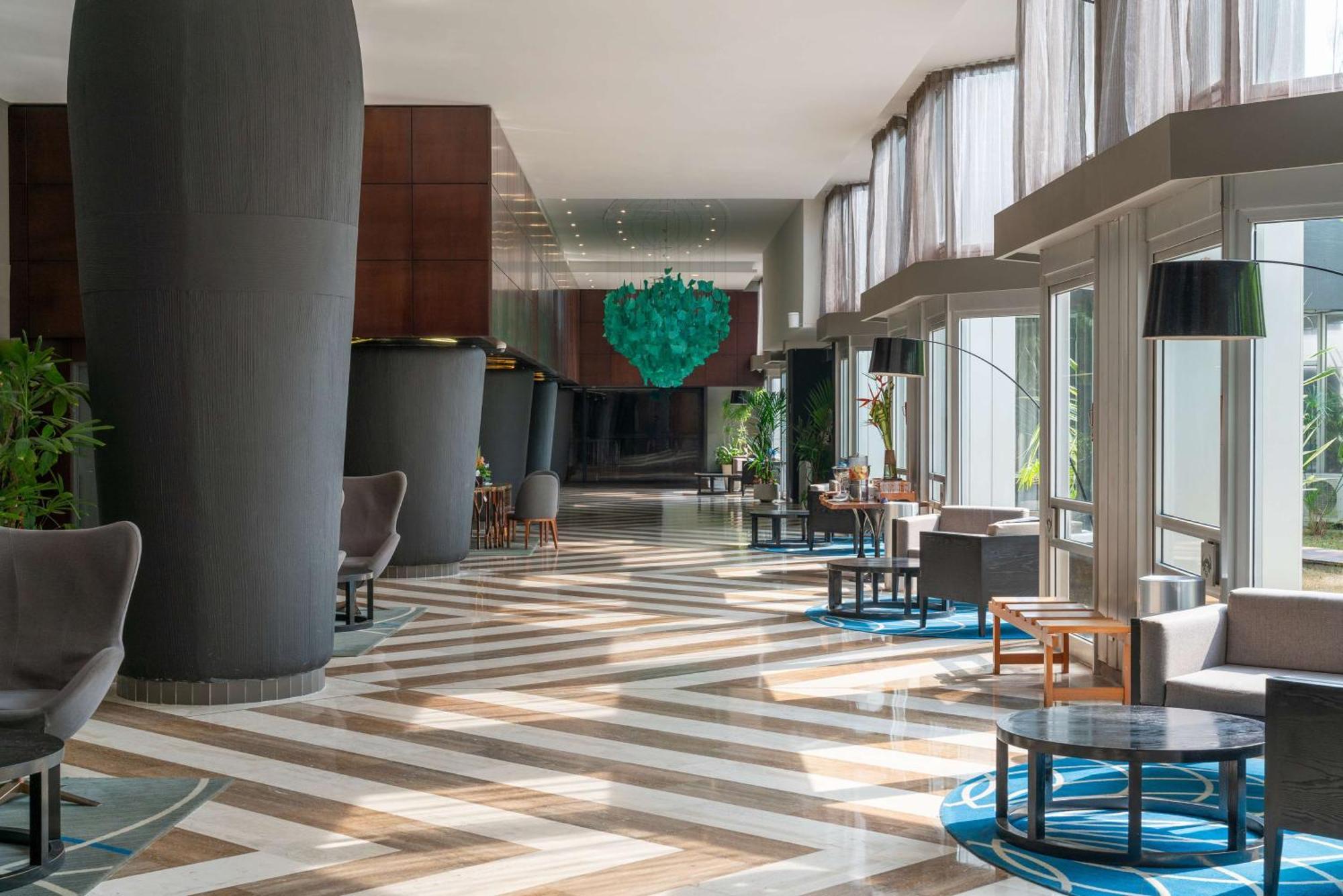 Radisson Blu Okoume Palace Hotel, Libreville Eksteriør billede