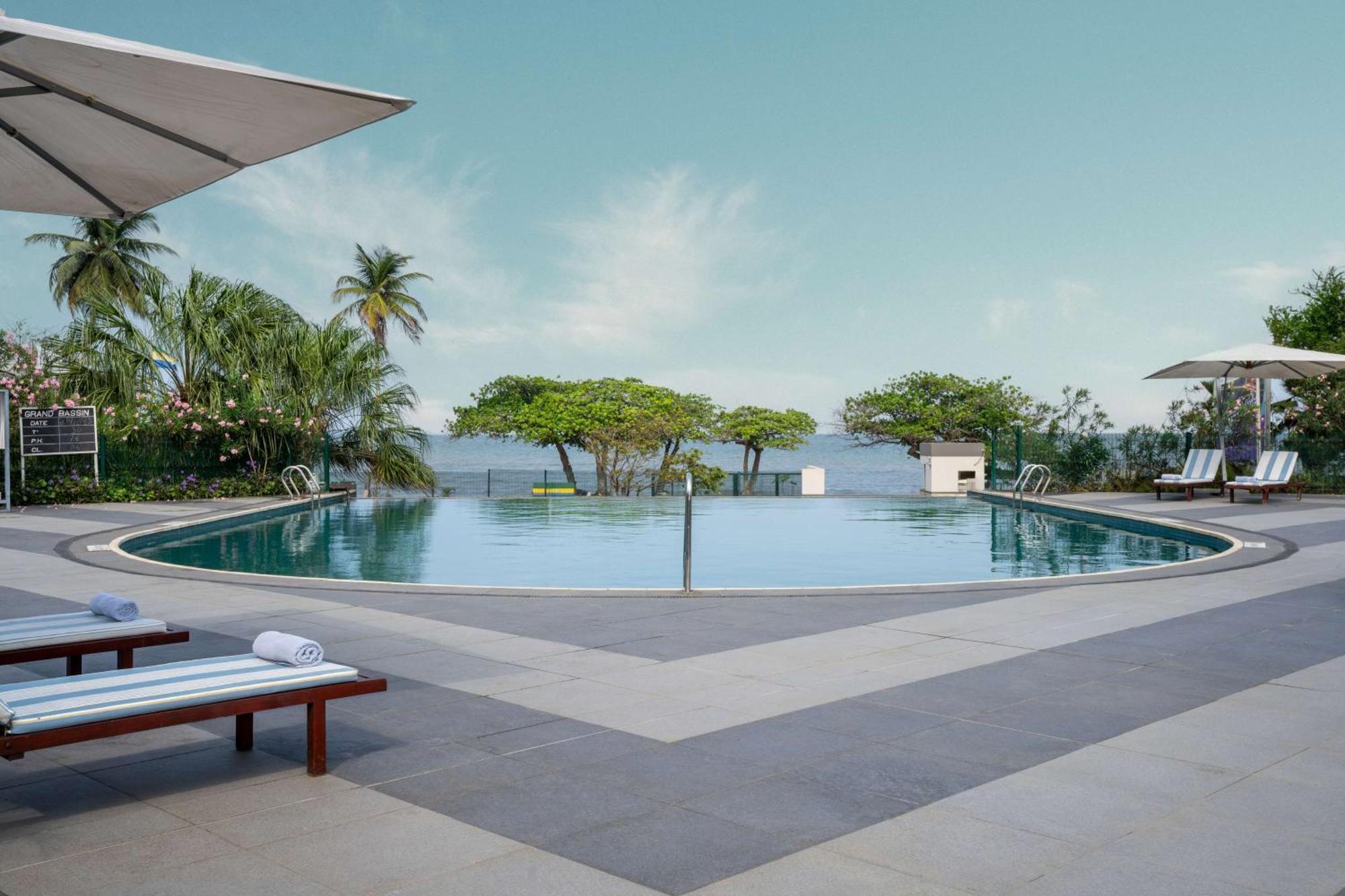 Radisson Blu Okoume Palace Hotel, Libreville Eksteriør billede
